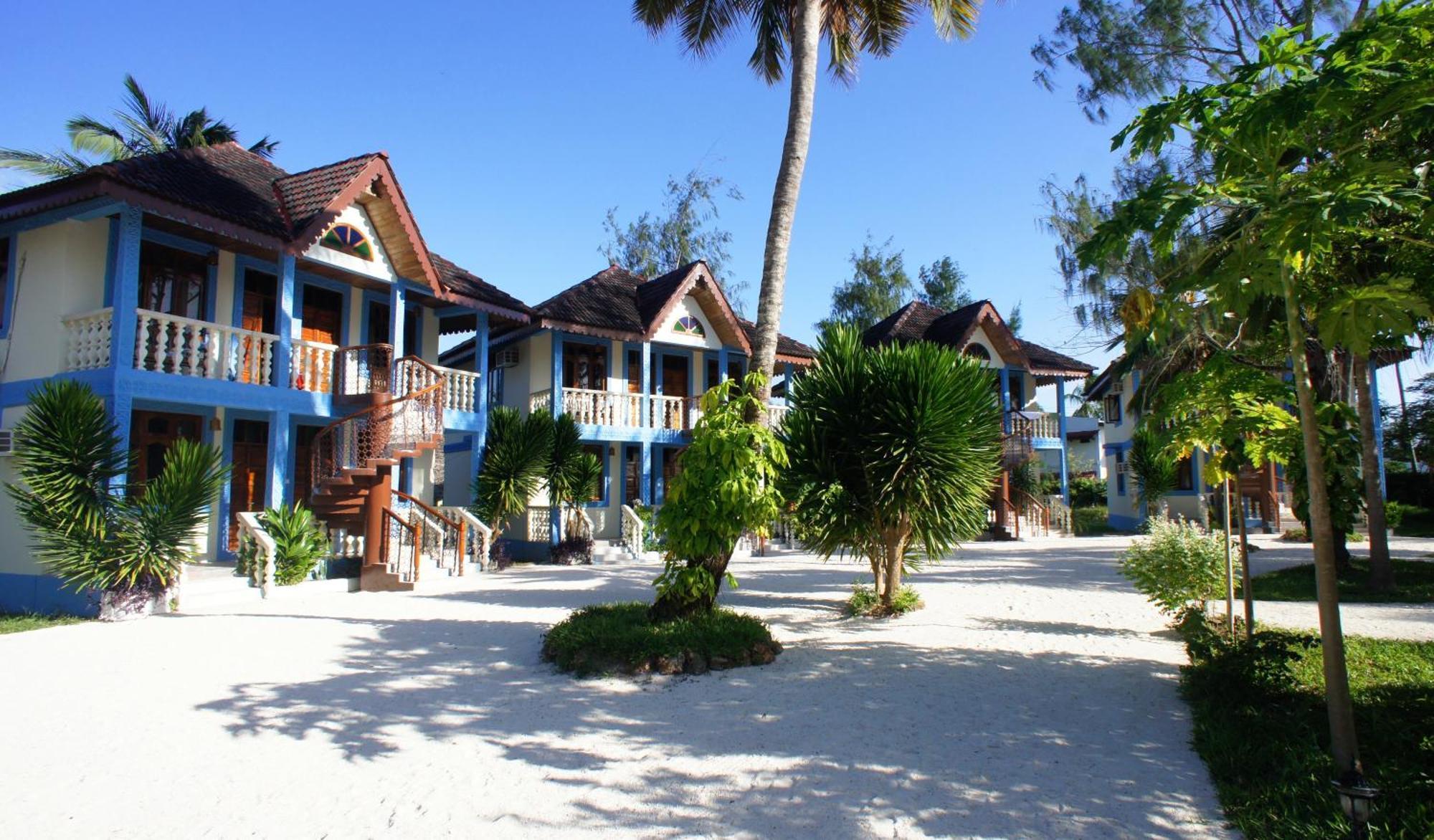 Smiles Beach Hotel นูงวี ภายนอก รูปภาพ